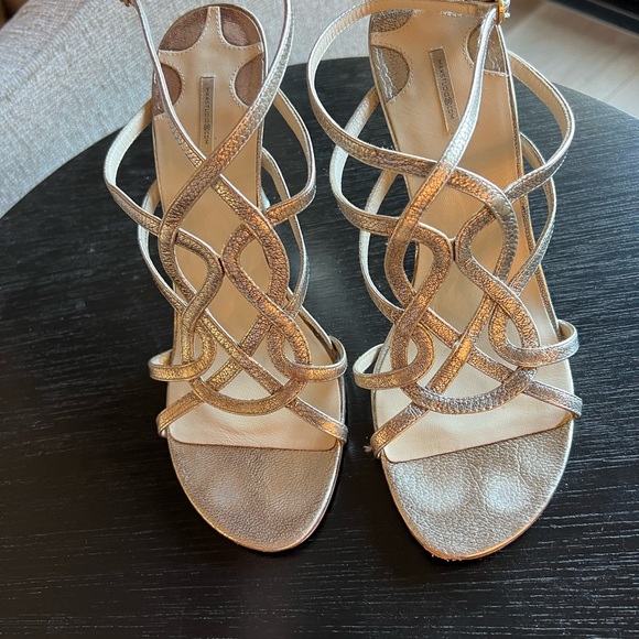 Champagne colored heels. 4” heel. By MaxStudio. - Picture 1 of 7